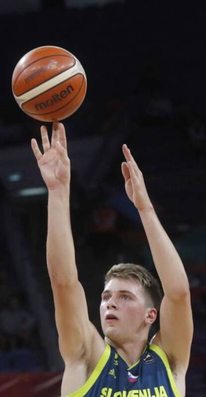 Doncic, ante España