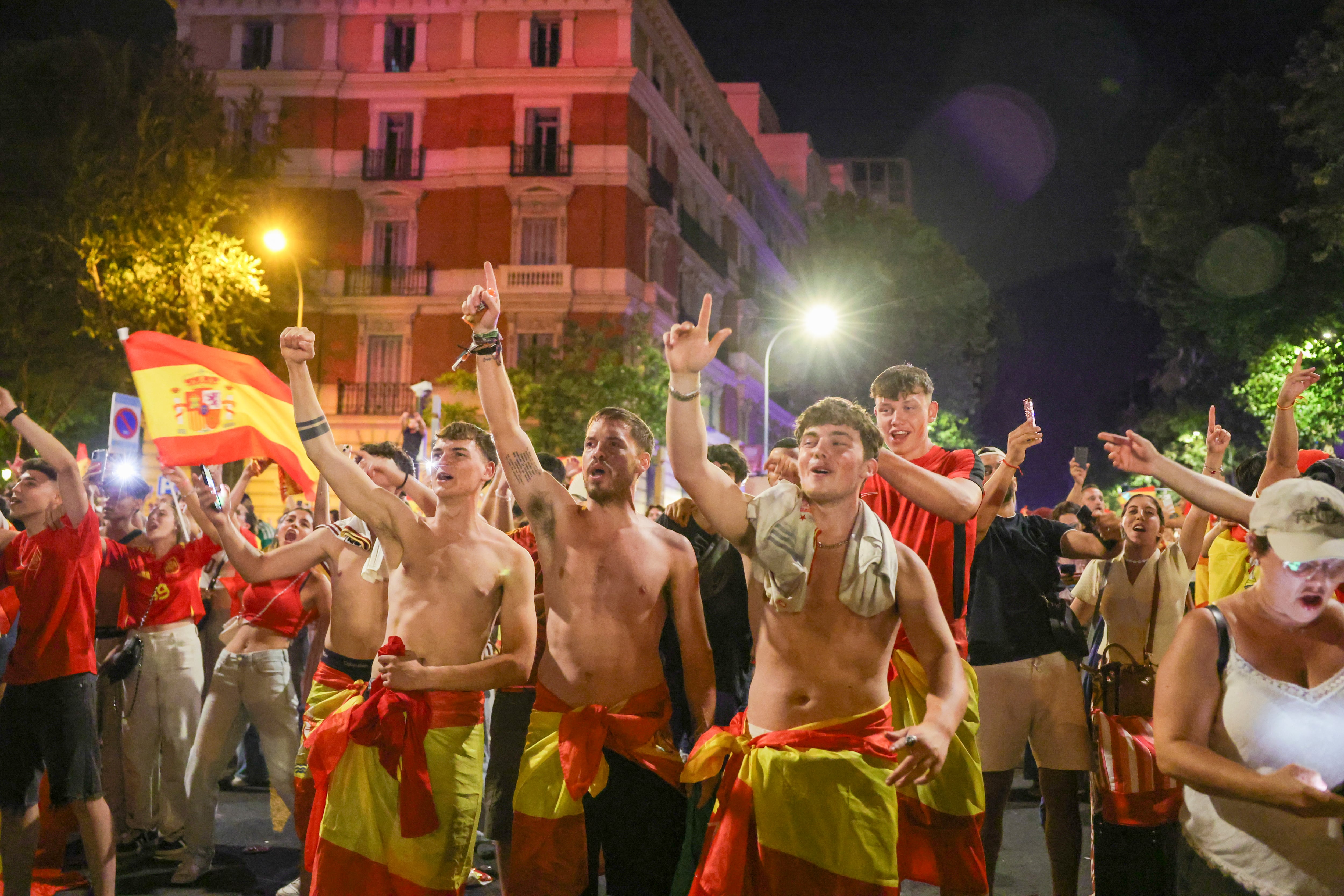 Mataró vibra con Lamine y la cuadrilla de Eibar arropa al héroe Oyarzabal: “Nuestro campeón”