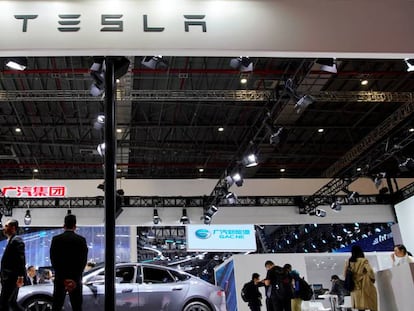 El stand de Tesla durante un evento en Shangái el pasado mes de abril.