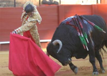 Javier Conde, en su segundo toro.