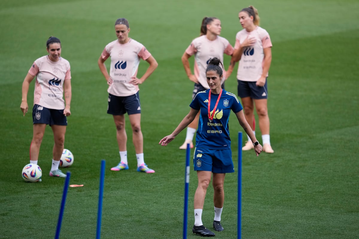 Sustituir a Montse Tomé por Sonia Bermúdez: experimentos con las campeonas del mundo