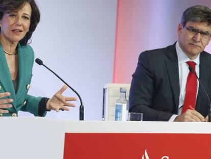 Ana Botín, presidenta de Santander, junto al consejero delegado, José Antonio Álvarez
