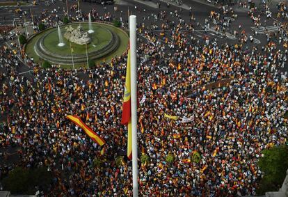 Manifestació en Cibeles en contra del referèndum de Catalunya
