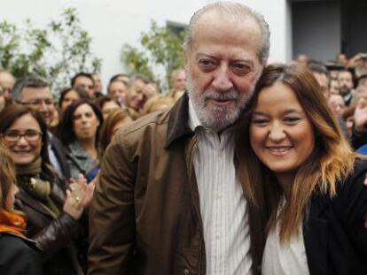 Fernando Rodr&iacute;guez Villalobos y Ver&oacute;nica P&eacute;rez, este martes en Sevilla.