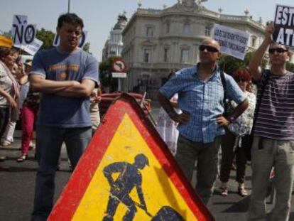 Protesta de funcionarios, esta mañana en Cibeles.