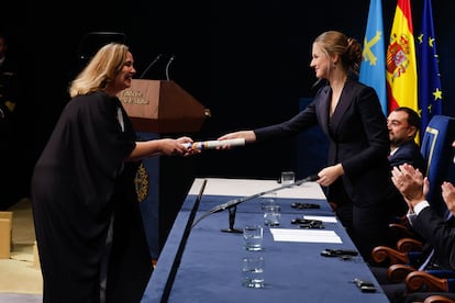 The photographer Cristina de Middel, on behalf of Magnum Photos, receives the Princess of Asturias Award for Concord.