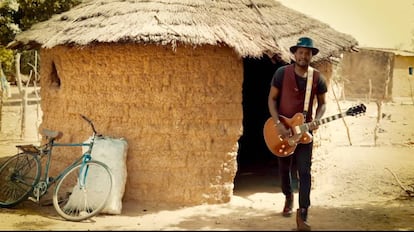 Songhoy Blues ha regresado a Bamako para decirnos que no nos preocupemos.