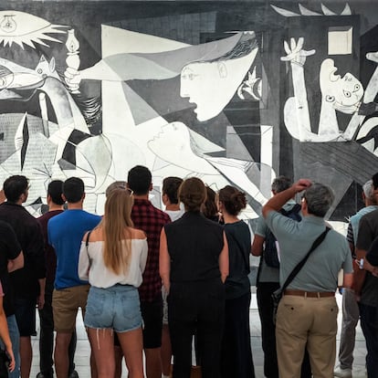 Sala del 'Guernica' en el Museo Reina Sofía de Madrid.