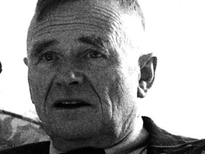 El escritor Christopher Isherwood.