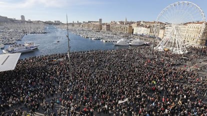 Manifestação contra a violência, no sábado 10 em Marselha.