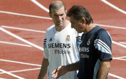 Zidane y Queiroz en un entrenamiento en 2003