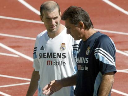Zidane y Queiroz en un entrenamiento en 2003
