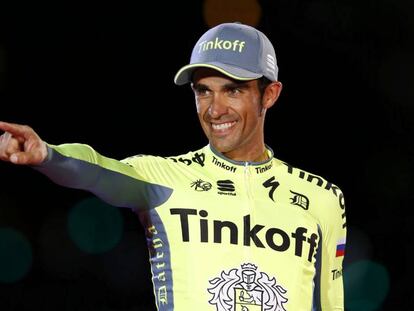 Alberto Contador en el podio de la Vuelta.