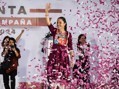 Claudia Sheinbaum en su acto de inicio de campaña de este viernes, en el Zócalo de Ciudad de México.