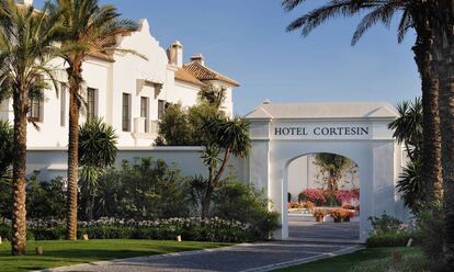 Entrada del Hotel Cortesín, en Casares, Málaga. 