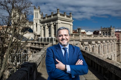 Jorge Rodrigo, consejero de Vivienda, Transportes e Infraestructuras de la Comunidad de Madrid, en la sede de la consejería.