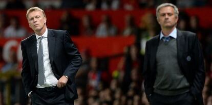 Moyes y Mourinho, durante el United-Chelsea, de la Premier.