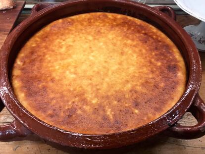 GREIXONERA DE BROSSAT (CAZUELA DE REQUESÓN DE OVEJA COCIDO) / CAPEL