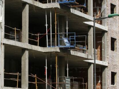 Edificio en construcci&oacute;n en Madrid. EFE/Archivo