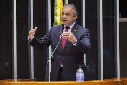 Deputado Roberto de Lucena apoiou Senah na aquisição de vacinas para o governo brasileiro a “preço humanitário”; carta assinada pela organização religiosa ofereceu vacina a prefeituras por US$ 11.