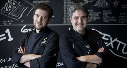 Los cocineros Gerard Bellver y Mikel Alonso.