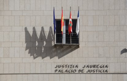 Fachada de los juzgados de San Sebastián, la semana pasada.