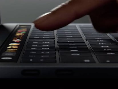 Cómo disfrutar del TouchBar de los MacBook Pro en un móvil Android