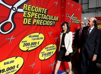 La ministra de Vivienda, Beatriz Corredor, hoy en la feria de la vivienda <i>low cost</i>