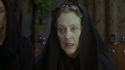 La casa de Bernarda Alba, de Mario Camus