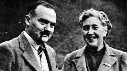 Agatha Christie con su segundo marido, el famoso arqueólogo Max Mallowan, en 1946.