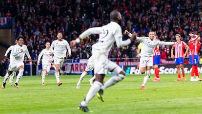 Rüdiger celebra su acierto en el penalti definitivo para clasificar al Madrid para cuartos de final