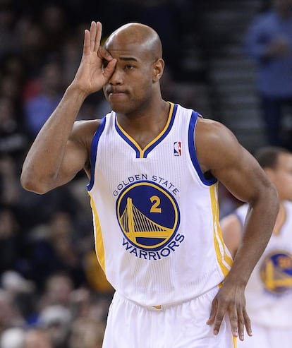 Jarrett Jack, de los Warriors, celebra un triple ante Oklahoma City Thunder.