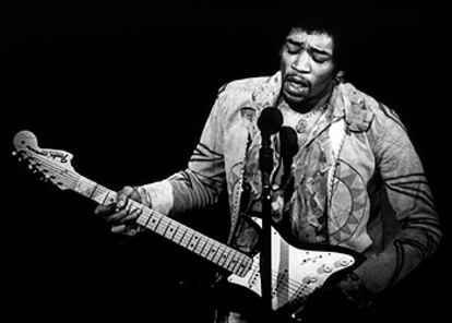 Jimi Hendrix, en un concierto en Washington.