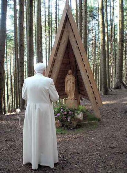 Benedicto XVI, ayer, en Lorenzago di Cadore, al norte de Italia.