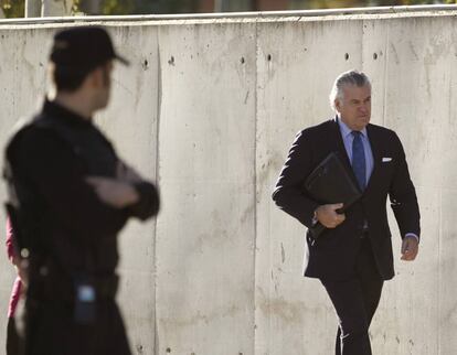 Ex-PP treasurer Luis Bárcenas arriving in court.