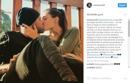 Dani Alves ha escrito este bonito texto a su novia, la canaria Joana Sanz. 