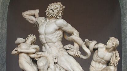 'Laocoonte y  sus hijos', de  los escultores  griegos  Agesandro,  Atenodoro y  Polidoro, en  los Museos  Vaticanos.