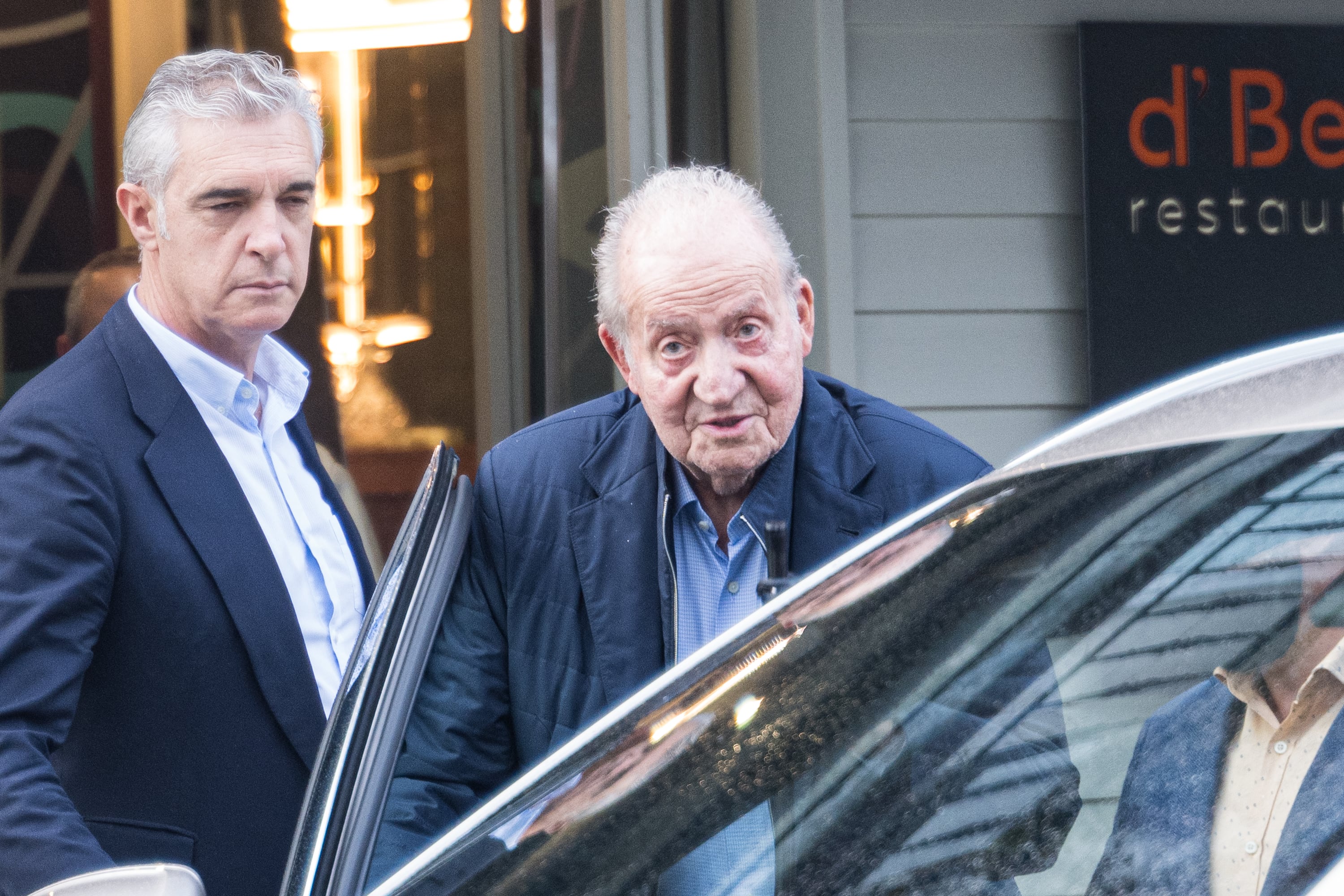 Juan Carlos I vuelve a Mallorca siete años después: un discreto reencuentro con la reina Sofía y la celebración del cumpleaños de un amigo