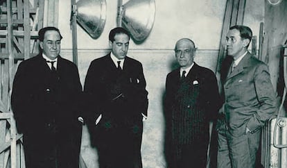 Antonio Machado, Gregorio Marañón, José Ortega y Gasset y Ramón Pérez de Ayala en el acto de presentación de la Agrupación al Servicio de la República, el 4 de febrero de 1931.