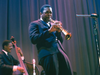 El músico de jazz John Coltrane, en los años sesenta.