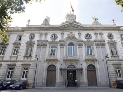 Fachada del Tribunal Supremo. 