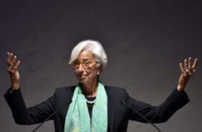 La directora gerente del FMI, Christine Lagarde, interviene en la jornada inaugural de la primera Asamblea Mundial de la Mujer (WAW), en Tokio.