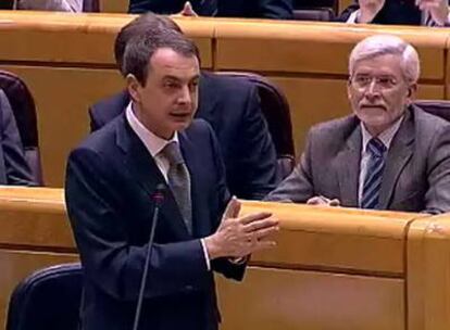 El presidente, durante la sesión de control al Gobierno en el Senado.