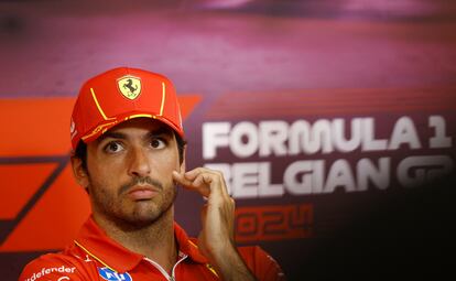 Carlos Sainz, piloto de Ferrari, durante una conferencia de prensa.