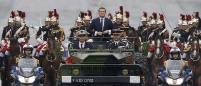 Emmanuel Macron en los Campos Elíseos, el 14 de mayo de 2017.