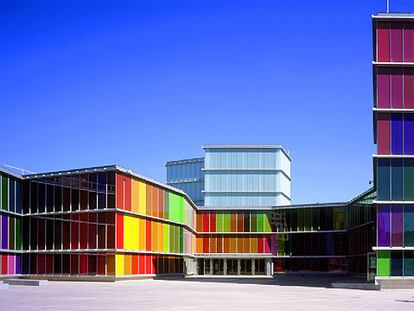Fachada del Musac en León, realizado por Luis Moreno Mansilla y Emilio Tuñón.
Perspectiva axonométrica del edificio.