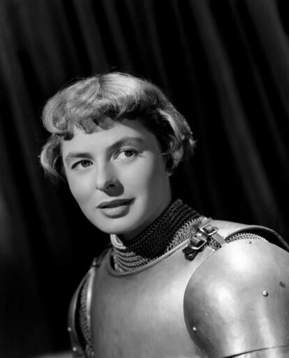 Ingrid Bergman caracterizada como Juan de Arco.