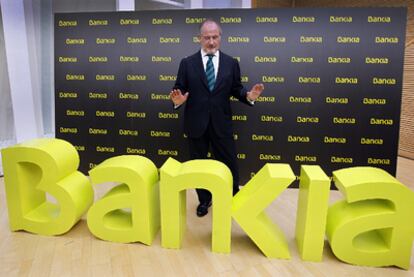 Rodrigo Rato, presidente de Bankia, durante la presentación de la filial que saldrá a Bolsa.