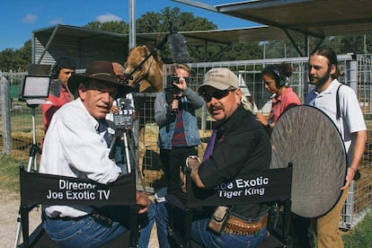 Rick Kirkham con Joe Exotic durante el rodaje de su 'reality show'.