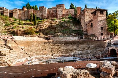 Teatro romano de Málaga, del siglo I, a los pies de la alcazaba.